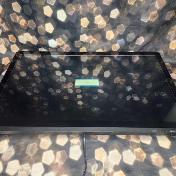 Prechen 24 Inch Touchscreen Monitor - Picture 5 of 8